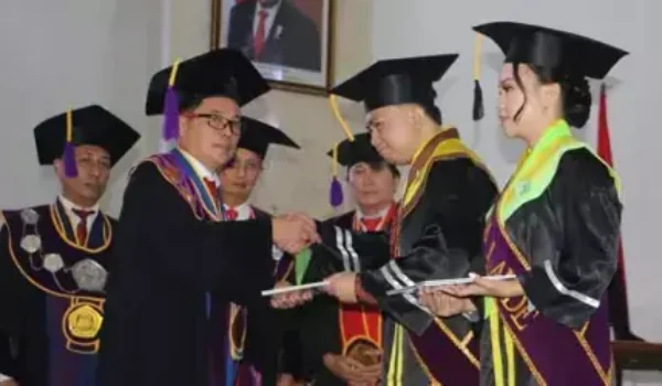 Rektor Unsrat Minta 800 Wisudawan Bulan Agustus Jaga Nama Baik Kampus