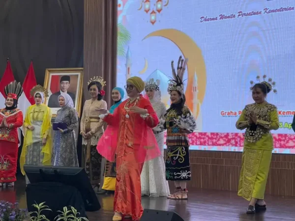 DWP Kemenkumham Sulut Semarakkan Fashion Show Ramadhan 2024